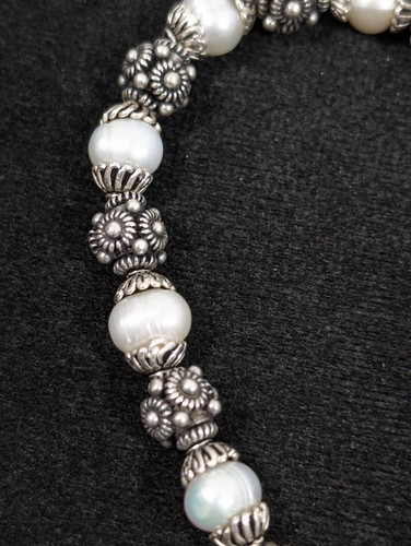 White Baroque pearl Silver Tone Bali Style Bead Toggle Bracelet 7.5 in - Picture 4 of 12