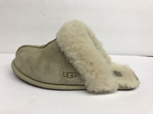 ugg scuffette slippers sand