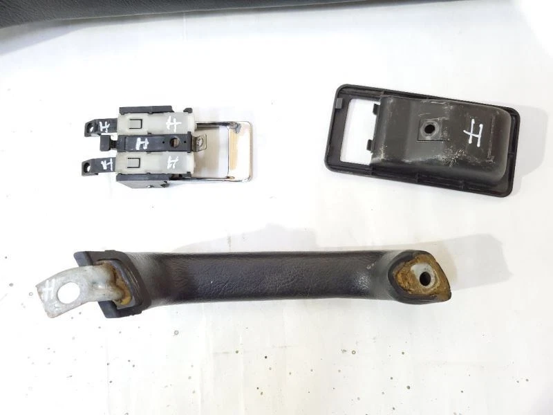 Front Right Interior Door Trim Panel 2+0 Small Tear OEM 1987 Nissan 300ZX Foto 3 de 4