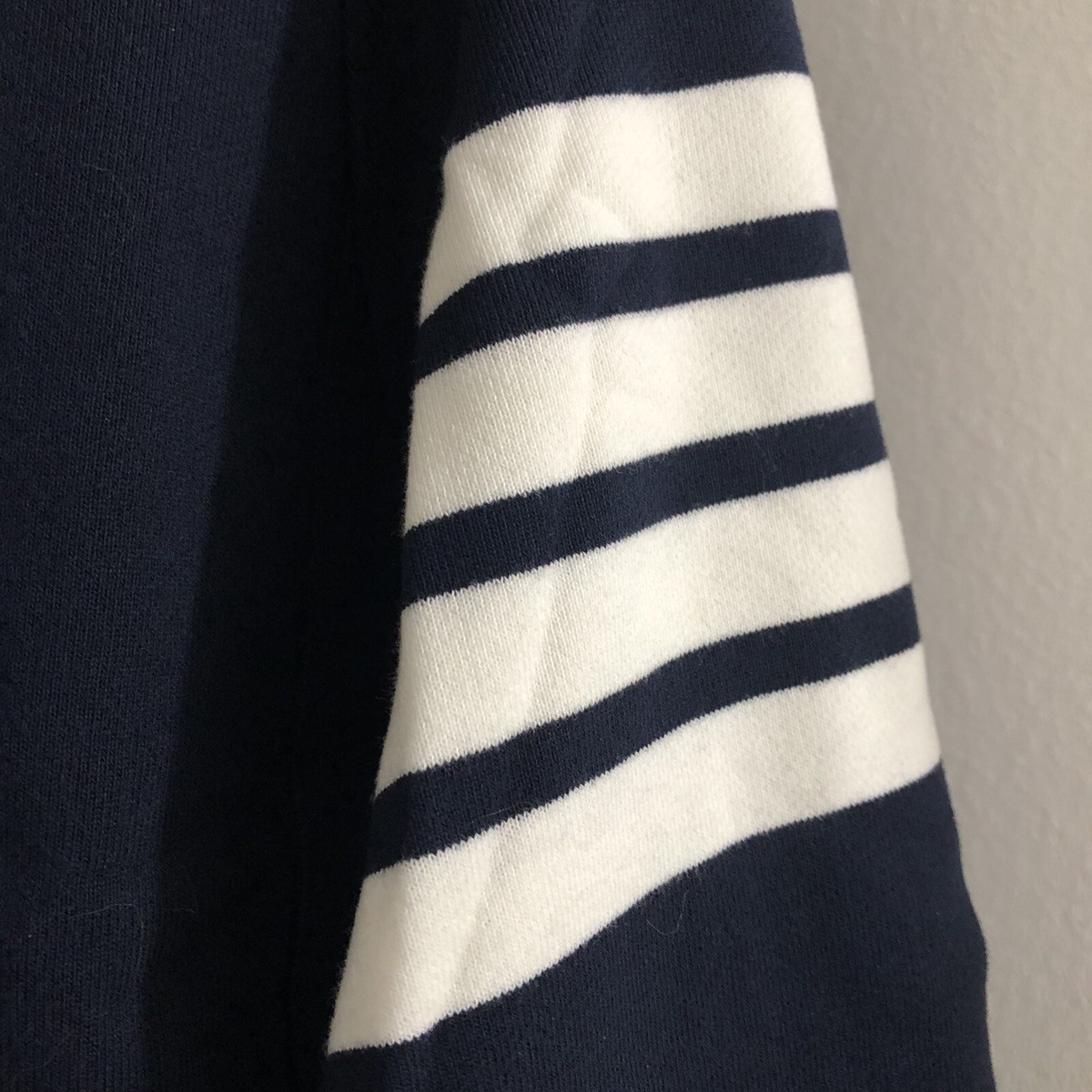 【送料&関税込】Thom Browne Blue Crewneck Rbw Sweatshirt 17271348_35623581_600.jpg