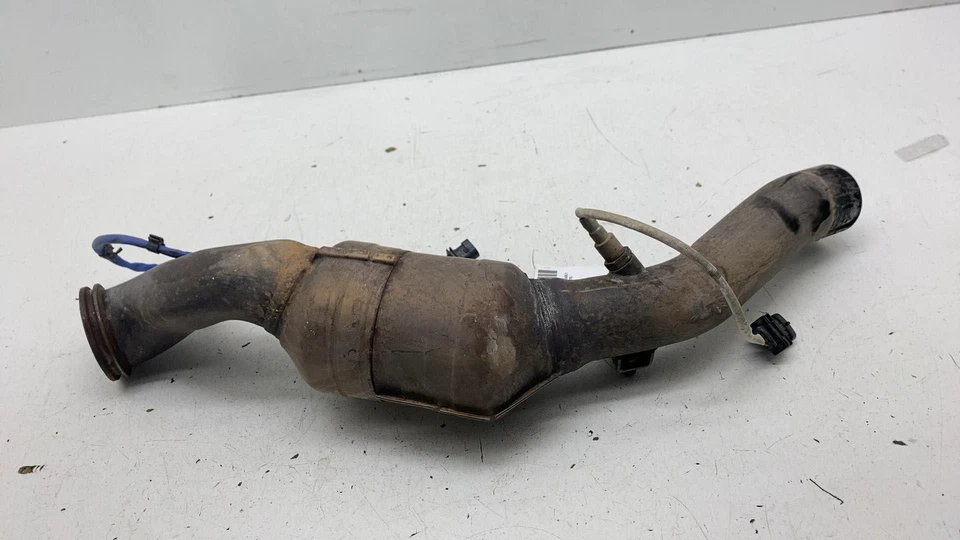 ⭕ 2014-2020 Maserati Ghibli 3.0L V6 Left Side Exhaust Pipe Downpipe 670103672 Foto 2 de 4