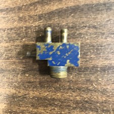 Ford Fe 428 Cjscj Factory Pvcvacuum Fittingiron Intake 1968 69 70 Mustang-a Ford Fe 428 Cjscj Factory Pvcvacuum Fittingiron Intake 1968 69 70 Mustang-a