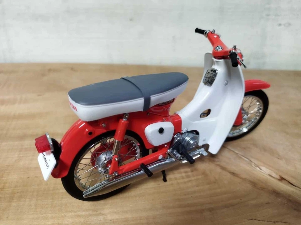 EBBRO 1/10 Honda CUB CA100 1962 Red Japan Bike Diecast Rare 10012 - Image 2 of 4