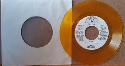 BORN -Fred Burch 7''-SINGLE - SUN 1165 - US 1981 - YELLOW VINYL - PROMO-sehr gut