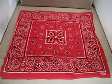 Vintage 100  Cotton Fast Color RN 13960 Red Handkerchief Bandana 21  x 19  