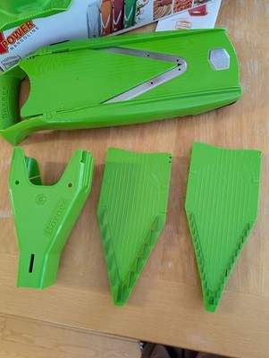 Börner V5 PowerLine Mandoline Slicer Set Green w/ Interchangeable Blades, Holder