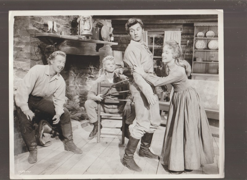 8X10 B&W   PHOTO OF-SCENE-JANE POWELL & RUSS TAMBLYN AND 2 OTHERS