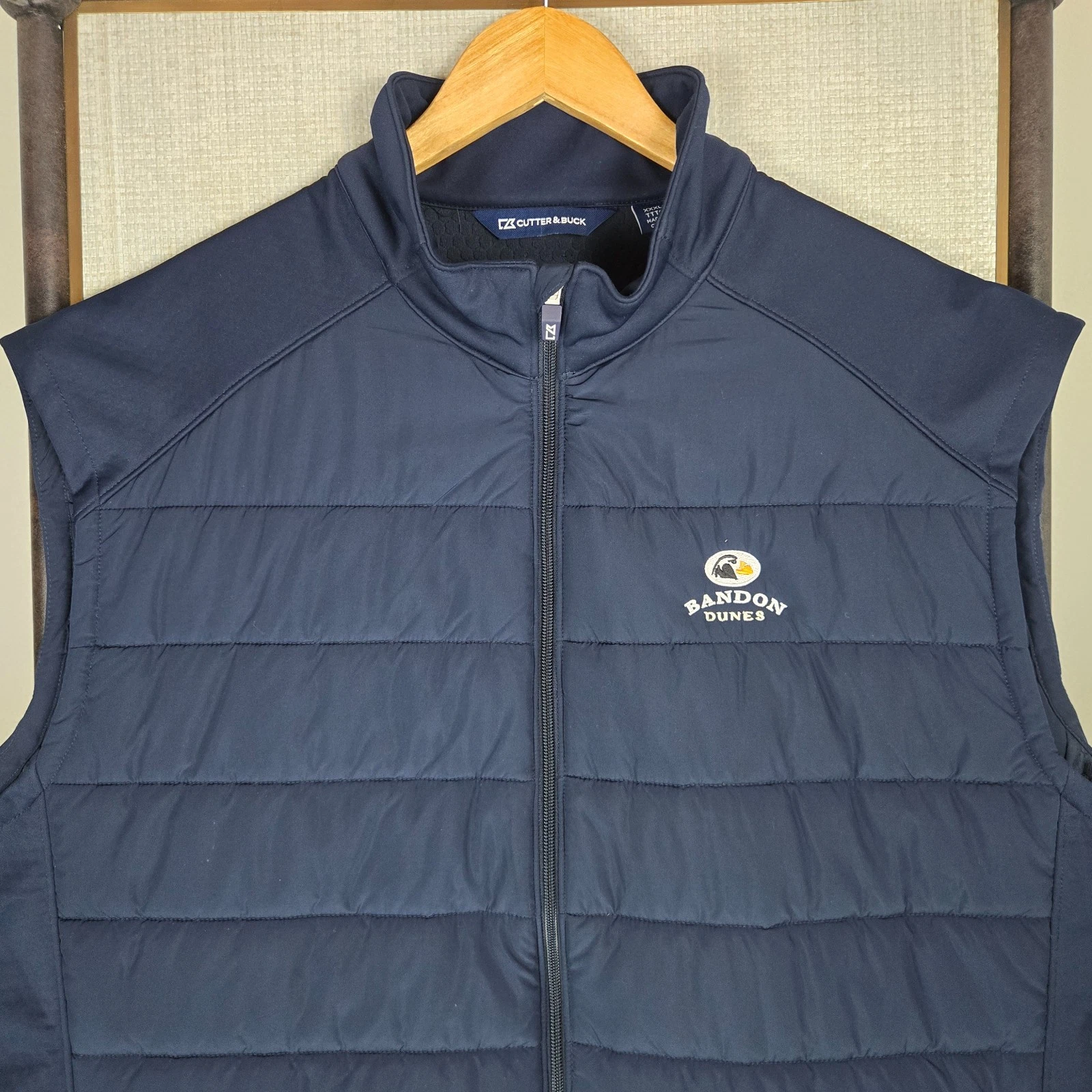 CUTTER BUCK x BANDON DUNES Mens 2XL Insulated Vest Full Zip Navy Blue Golf XXL
Opens in a new window