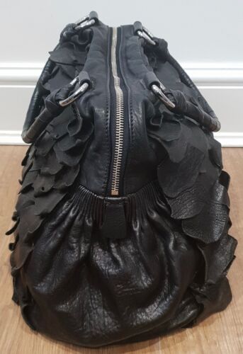 MIU MIU Made In Italy Black Leather Layer Tab Fringed Gathered Slouchy Tote Bag - Bild 4 von 12