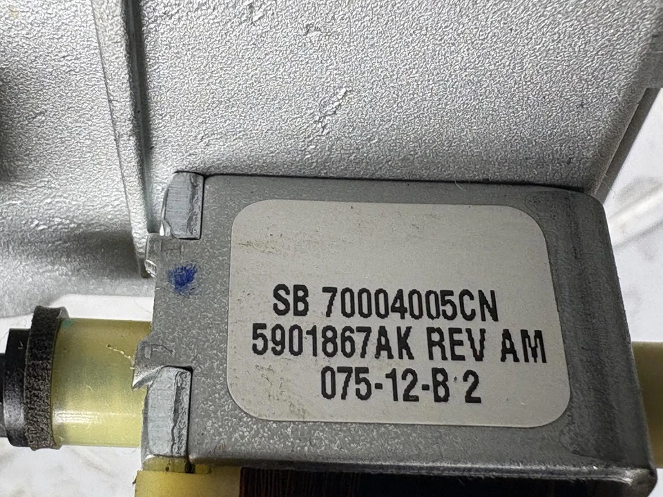 2007-2017 Buick Enclave Ignition with Key & Immobilizer Part #20965947 - Image 3 of 4