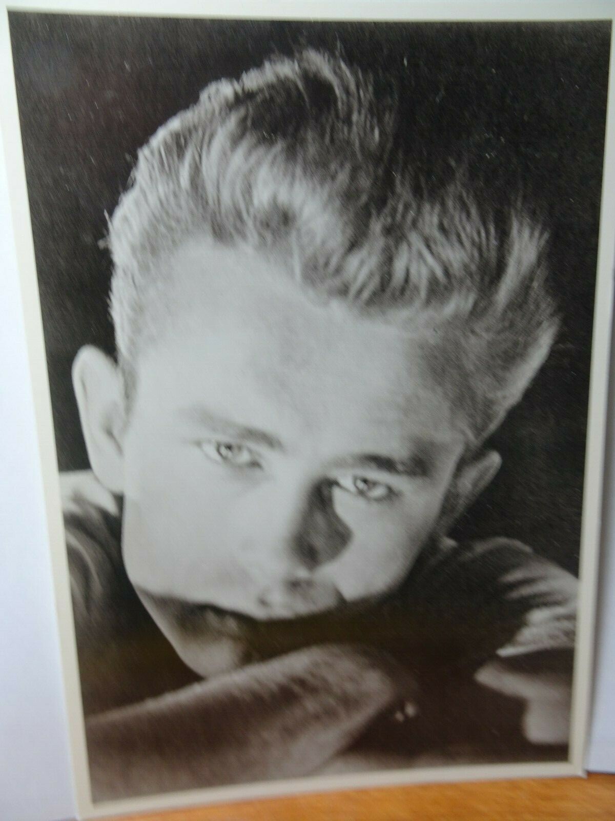 JAMES DEAN SANTORO GRAPHICS LTD. POST CARD5.8" X 4.2"NEWPRINTED IN