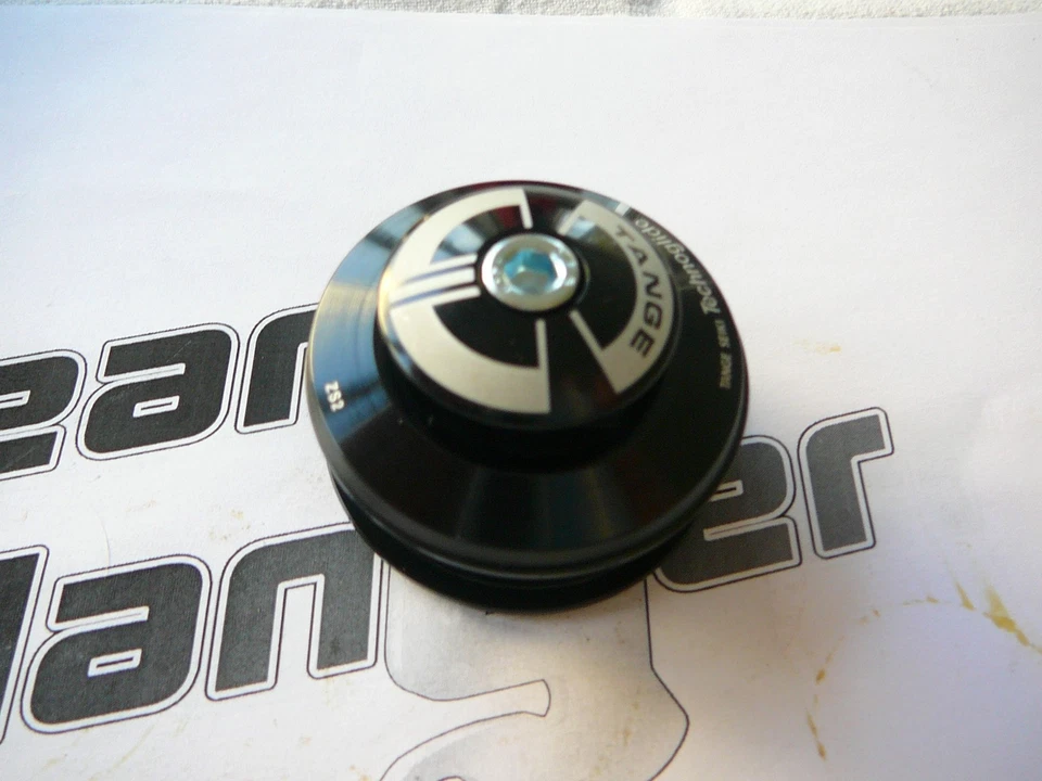 Tange Seiki Technoglide ZS22 полу интегрированная 1 1/8" гарнитура черный с звезда болт - Изображение 2 из 4