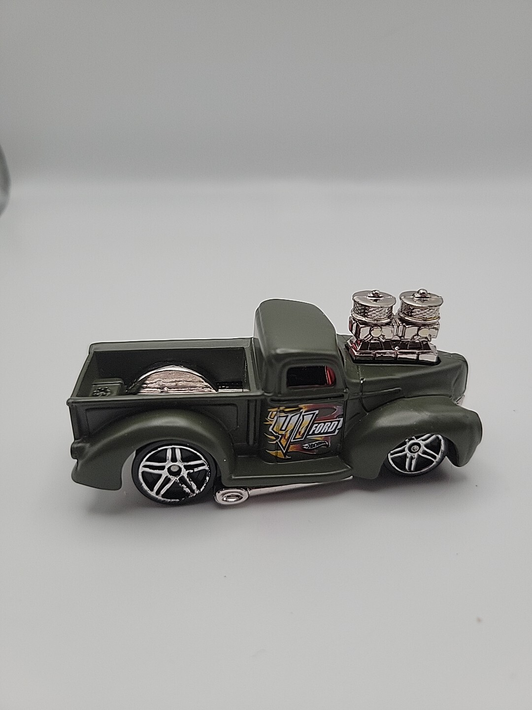 Picture 2 of 5