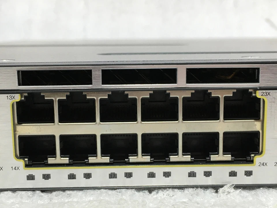 思科 Catalyst WS-C3750X-48PF-S V07 48 端口 PoE 以太网交换机 带 2x 1100W PSU — 第 3/4 张图片