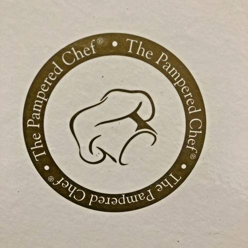 Box Set Pampered Chef Celebration Party Dessert/Salad Plates Gold Stars NIB 8” - Picture 4 of 7
