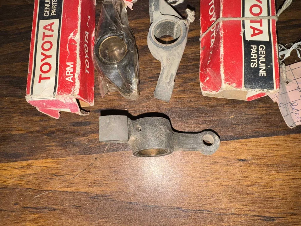 Nuevo Stock Antiguo Toyota Crown Mark2 Cresta Chaser Válvula Balancín Nº1 Sub Conjunto Foto 2 de 4