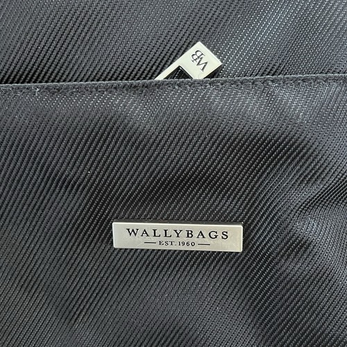 45" WallyBags Premium Framed Garment Bag w/ Shoulder Strap and Pockets - Picture 5 of 7