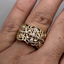 Vintage Sterling Silver 925 Vermeil Ring with Cubic Zirconias. Size 5.5