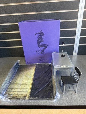 HOT TOYS 1/6 DX11 THE DARK KNIGHT THE JOKER 2.0 - DIORAMA/FURNITURE