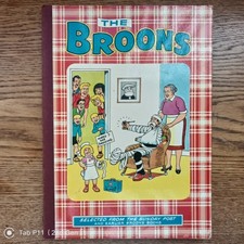 1977 vintage The Broons Annual (DC Thomson) - Slight Damage See Photos