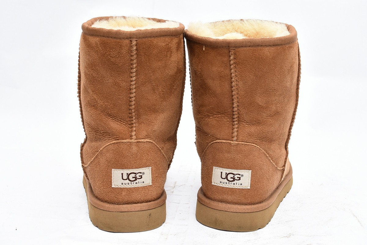 UGG AUSTRALIA 5251Y Sheepskin Suede Chestnut Classic Short Boots