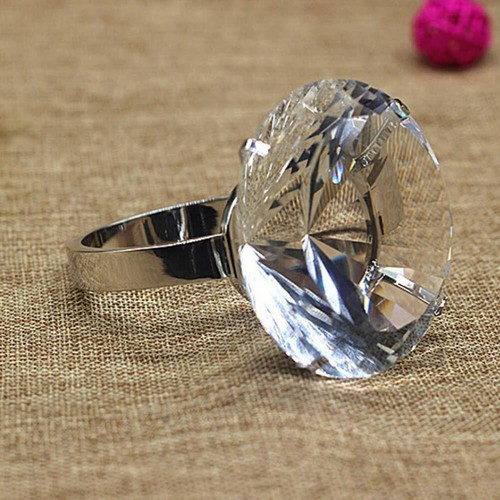 3 Zoll/80 mm großer Glas Diamant Ring Briefbeschwerer Hochzeitsdekoration Valentinstag Geschenk - Bild 5 von 6