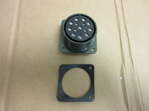 MS3102A-28-20S(14P) Circular MIL SPEC Connector - Picture 2 of 2