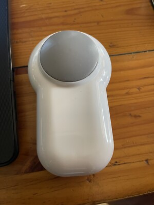 Battery Powered Body Massager, Easy to use with simple push against the body