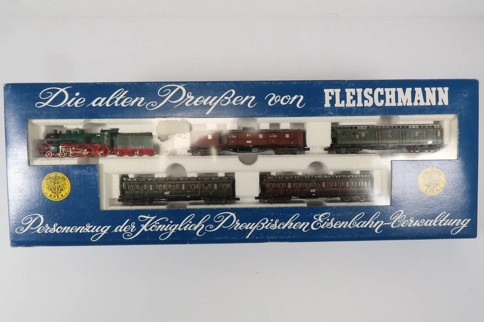 Fleischmann 7880 Zugset "Die alten Preußen" Dampflok P8 + 4 Personenwagen N +OVP