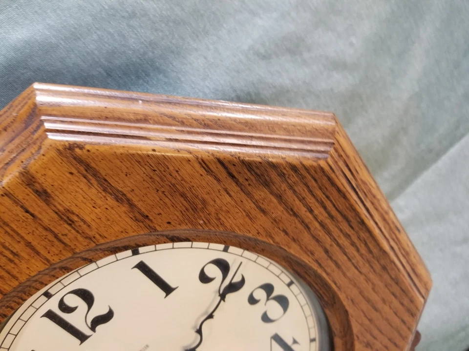 Vintage Howard Miller Westminster Chime 612-477 612477 Wall Mount Clock 1977 - Image 3 of 4