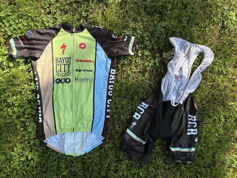 Cycling Kit - Full Length Zip Jersey And Bibs. Size M. No Rips Or Tears