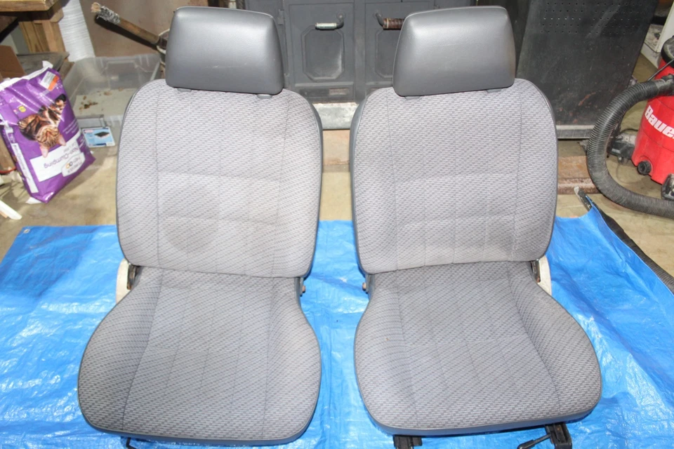 86-97 Nissan HARDBODY D21 Truck BUCKET Seats CLOTH Gray PICKUP Clean - Image 2 of 4