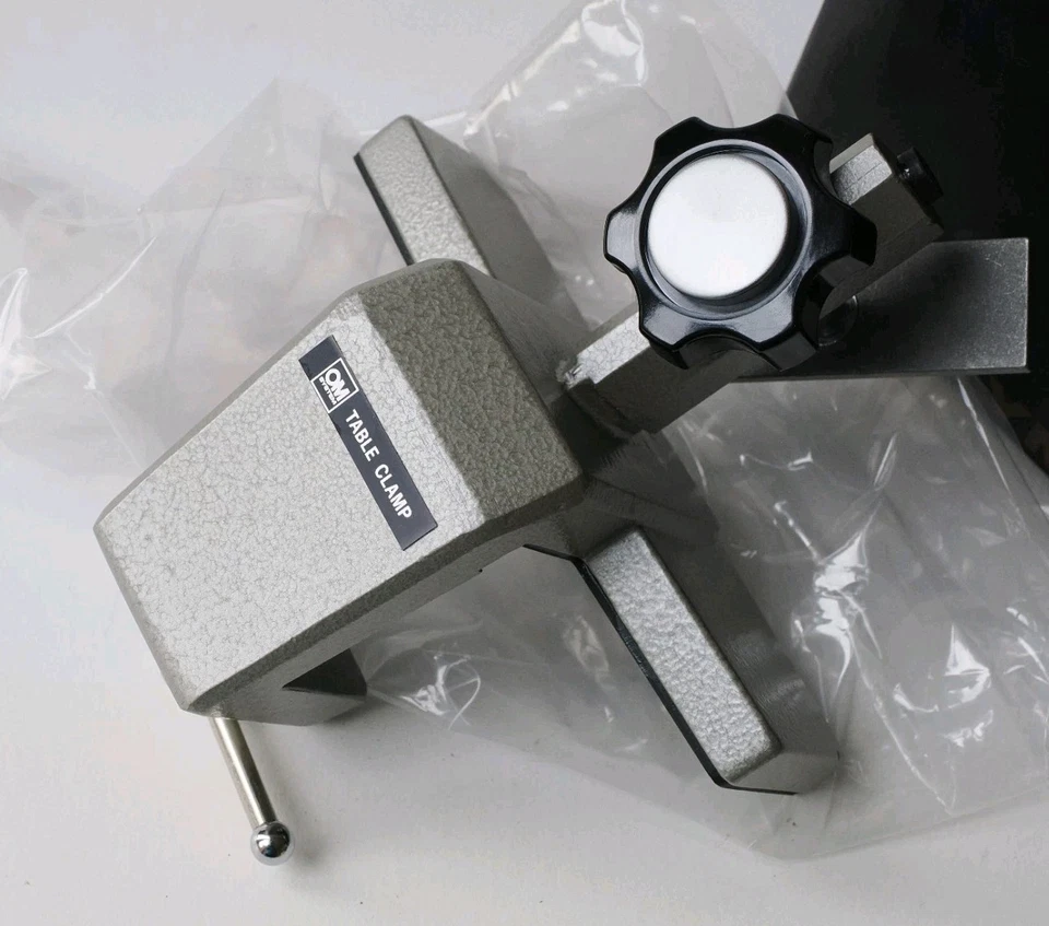 Rare Olympus OM Table Clamp - NOS - Boxed - EXC - Image 3 of 4
