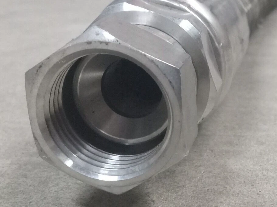 GATOR FLAME RESISTANT HYDRAULIC HOSE 1" FITTINGS 51" 2500 PSI 3Q/2016 - Image 3 of 4