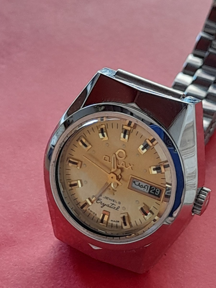Vintage NOS Omax Crystal Automatic Swiss Made 21j Ladies