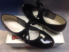 Danshuz Girl Black Patent Ribbon Tie Tap Shoe Kid Size 2.5N , 2.5M Made in USA