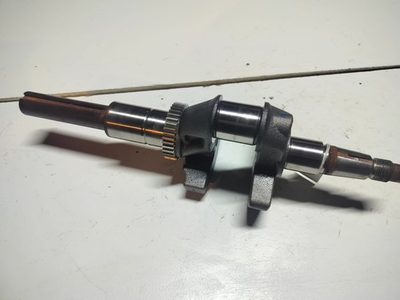 #ad 595731 BRIGGS AND STRATTON ENGINE CRANKSHAFT $175.00