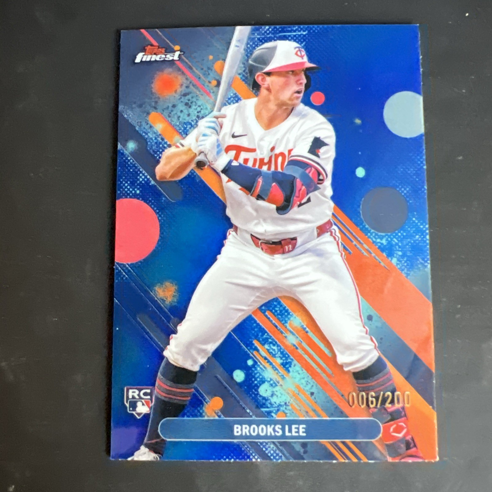 2025 Topps Finest Brooks Lee RC Blue Refractor /200 Minnesota Twins #31 