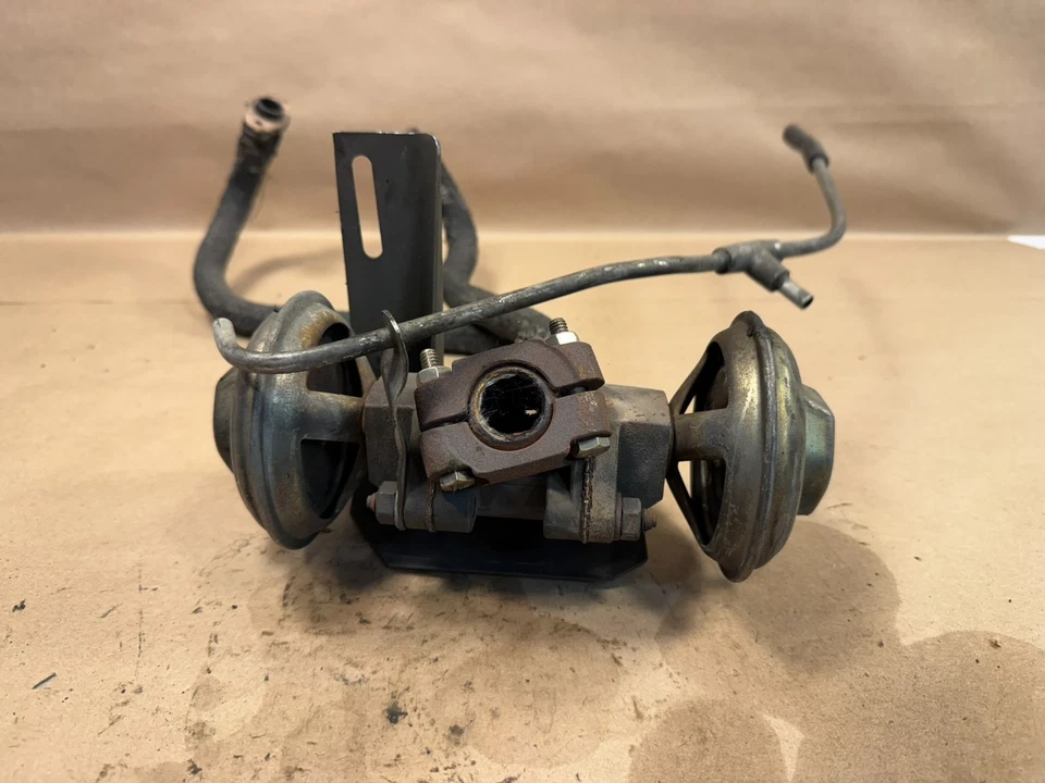 Rolls Royce Silver Shadow I II Bentley T1 T2 1965-1980 sistema EGR FABRICANTE DE EQUIPOS ORIGINALES Foto 2 de 4