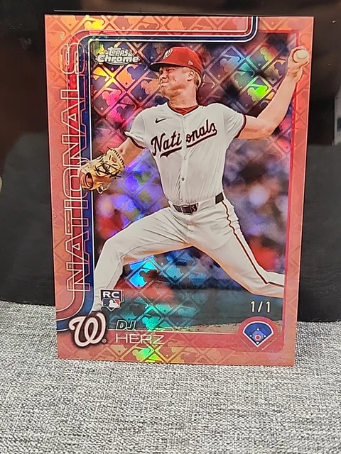 2025 Topps Chrome - DJ Herz #270 Rose Gold 1/1 (RC)