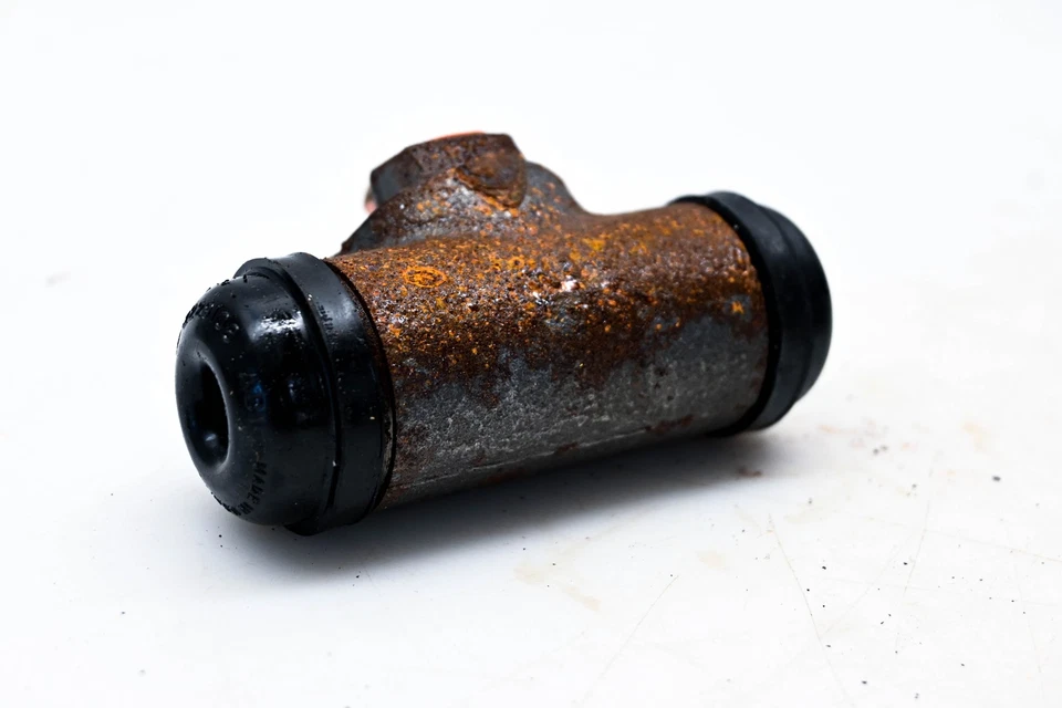 Cilindro de freno Parts Master WC78978 NUEVO EN STOCK Foto 2 de 3