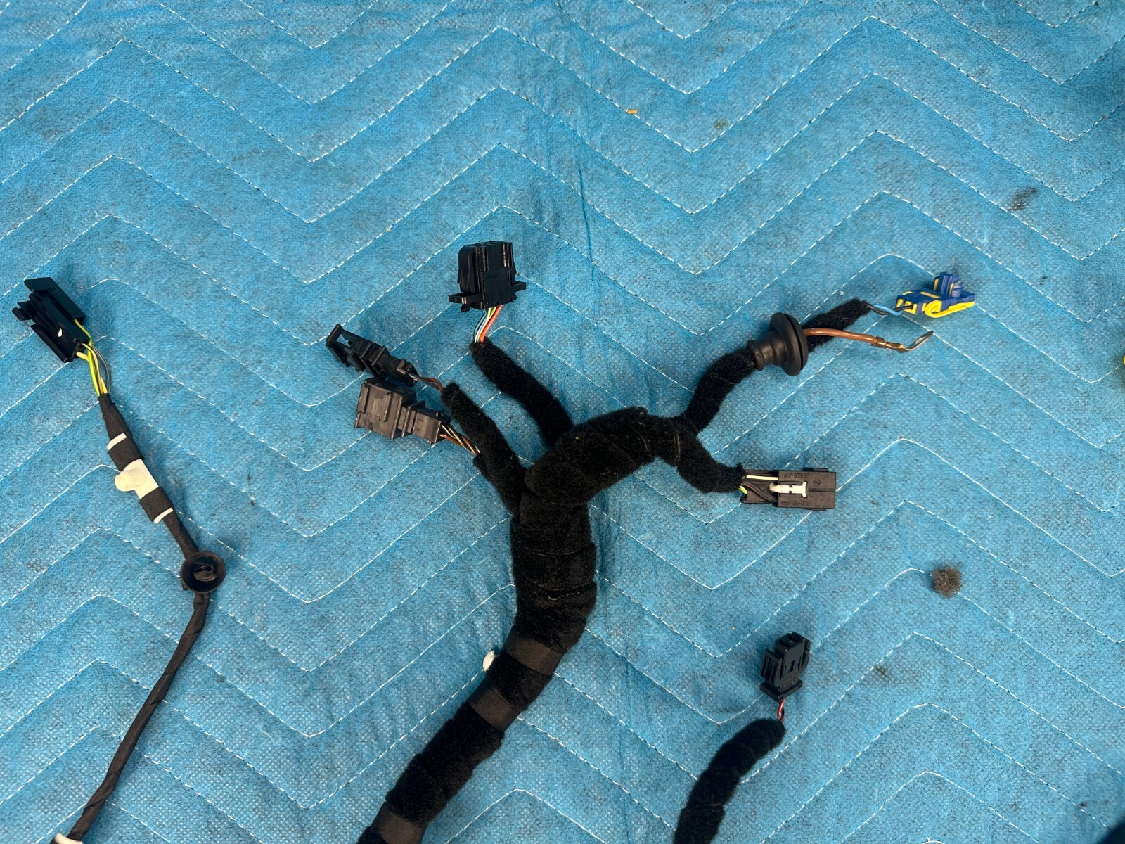 Bentley Continental Flying Spur Front Passenger's Seat Wiring Harness 2009 OEM