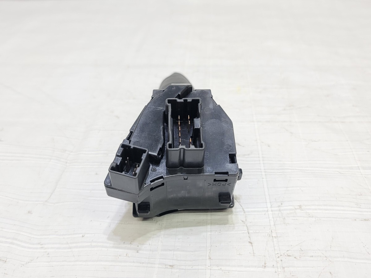 バット 200461 Nissan / Infiniti Nissan OEM Rear Speaker Bracket Mounting