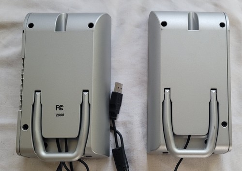 INSIGNIA COMPUTER SPEAKERS MODEL 2908 USB/ HEADPHONE JACK & VOLUME/ MUTE CONTROL - Zdjęcie 3 z 6