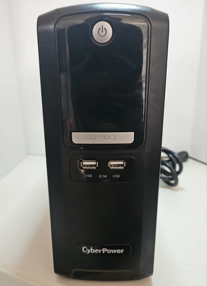 CyberPower CST135XLU 1350VA/810W AVR, LCD, USB 2.0 UPS with batteries - Image 2 of 4