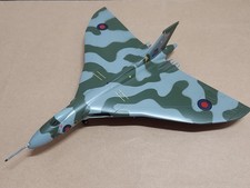 Amercom 1/144 Aro ulcan ulcan B.2 'One of the 3 Bombers' 'Aro Lancaster