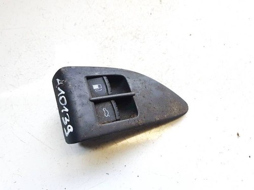 1j0959831a Schalter Tankklappe 1j0959833a Volkswagen Passat DE2316028-08