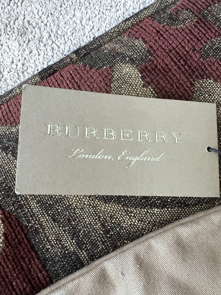 Bandolera Burberry Derby piel de becerro bicolor pequeña Macken rojo caoba piedra caliza Foto 3 de 4