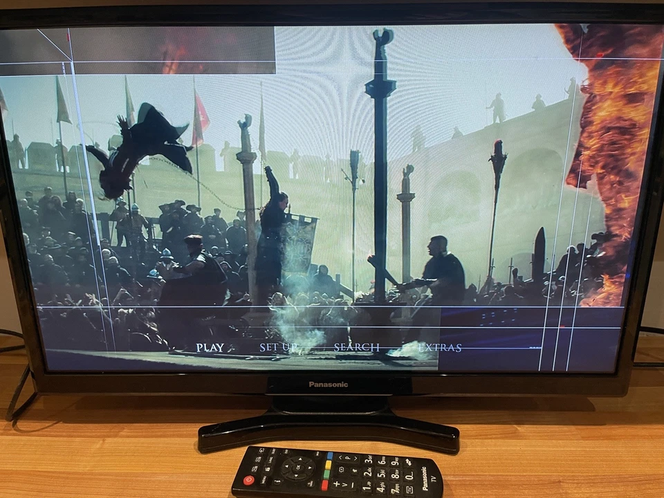 Panasonic TX-24E302B 24" LCD TV Freeview HD HDMI 720p With Remote - Image 4 of 4