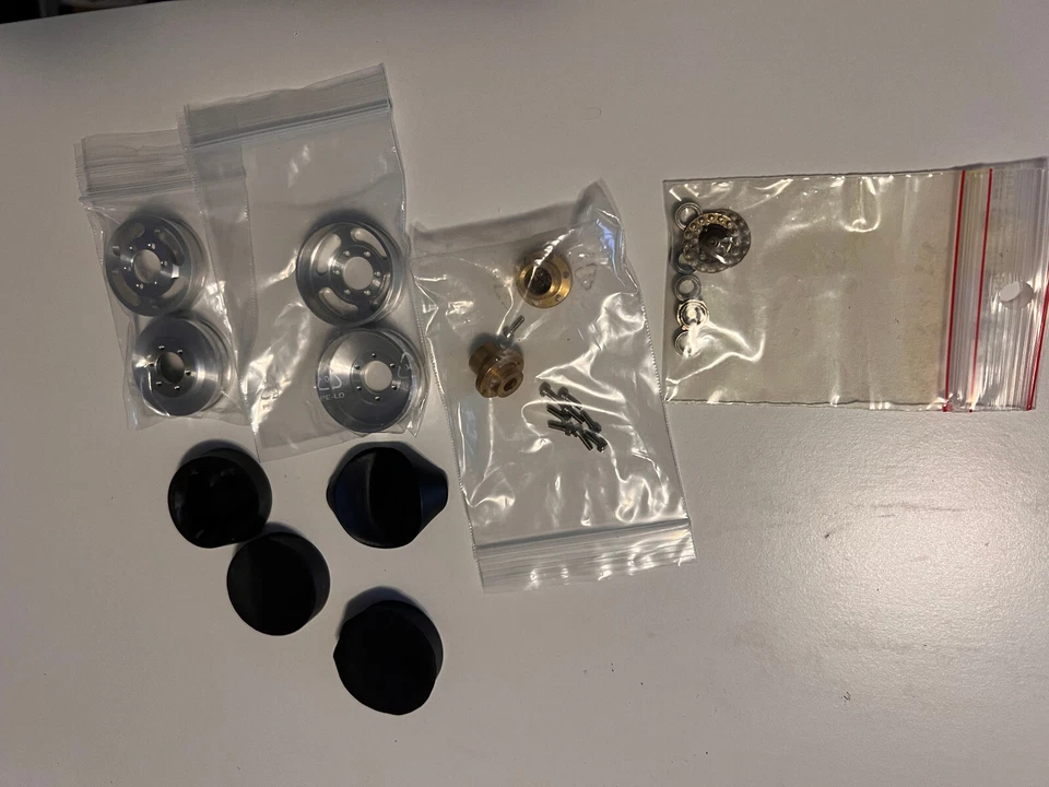 JUEGO DE RUEDAS LOCAS TANKZONE LEOPARD A26 ALTA CALIDAD escala 1/16 Foto 2 de 2